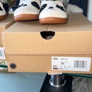 Ugg T Panda STUFFIE